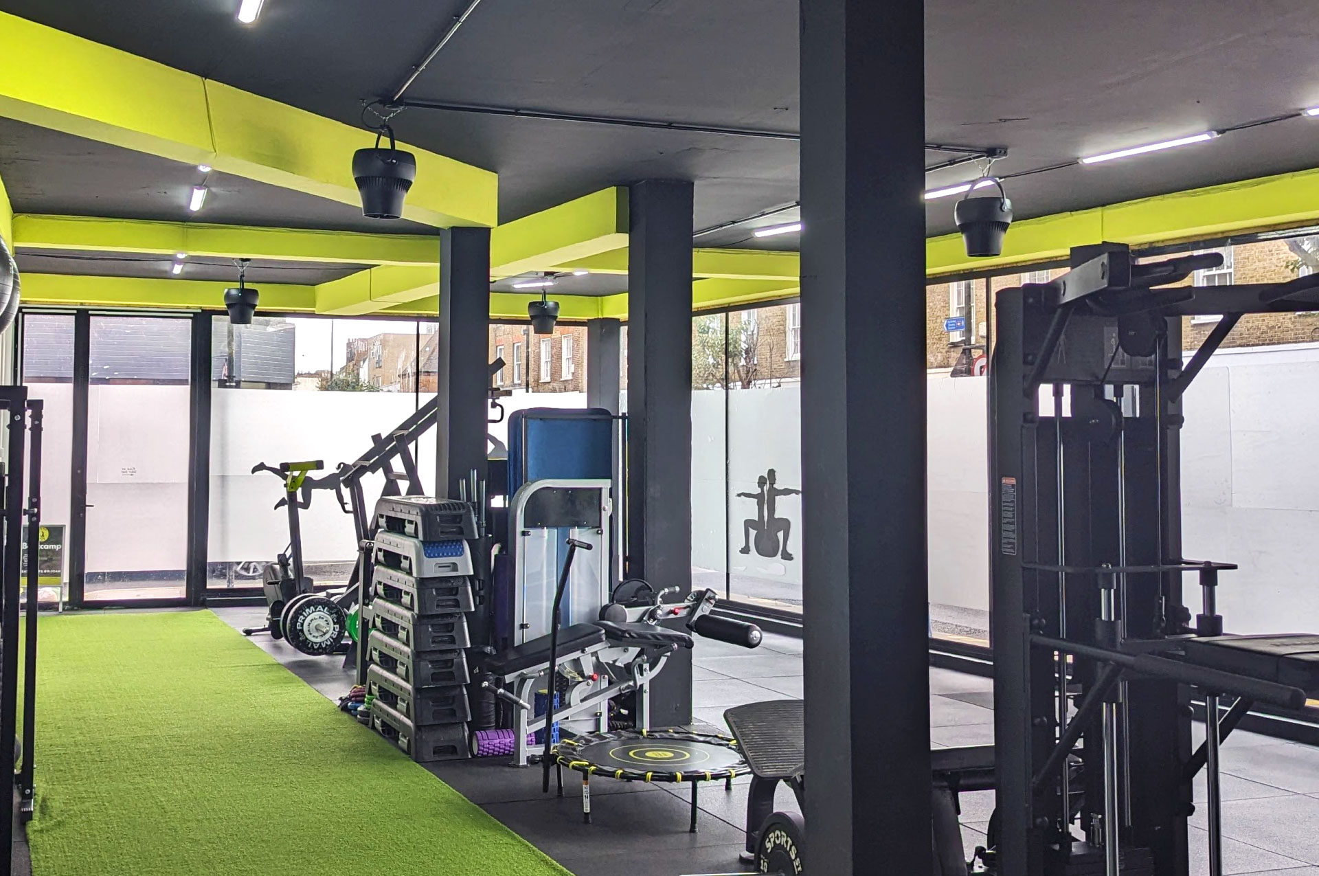 Sustainable cooling solutions: cutting carbon and costs in leisure centres, gyms and studios