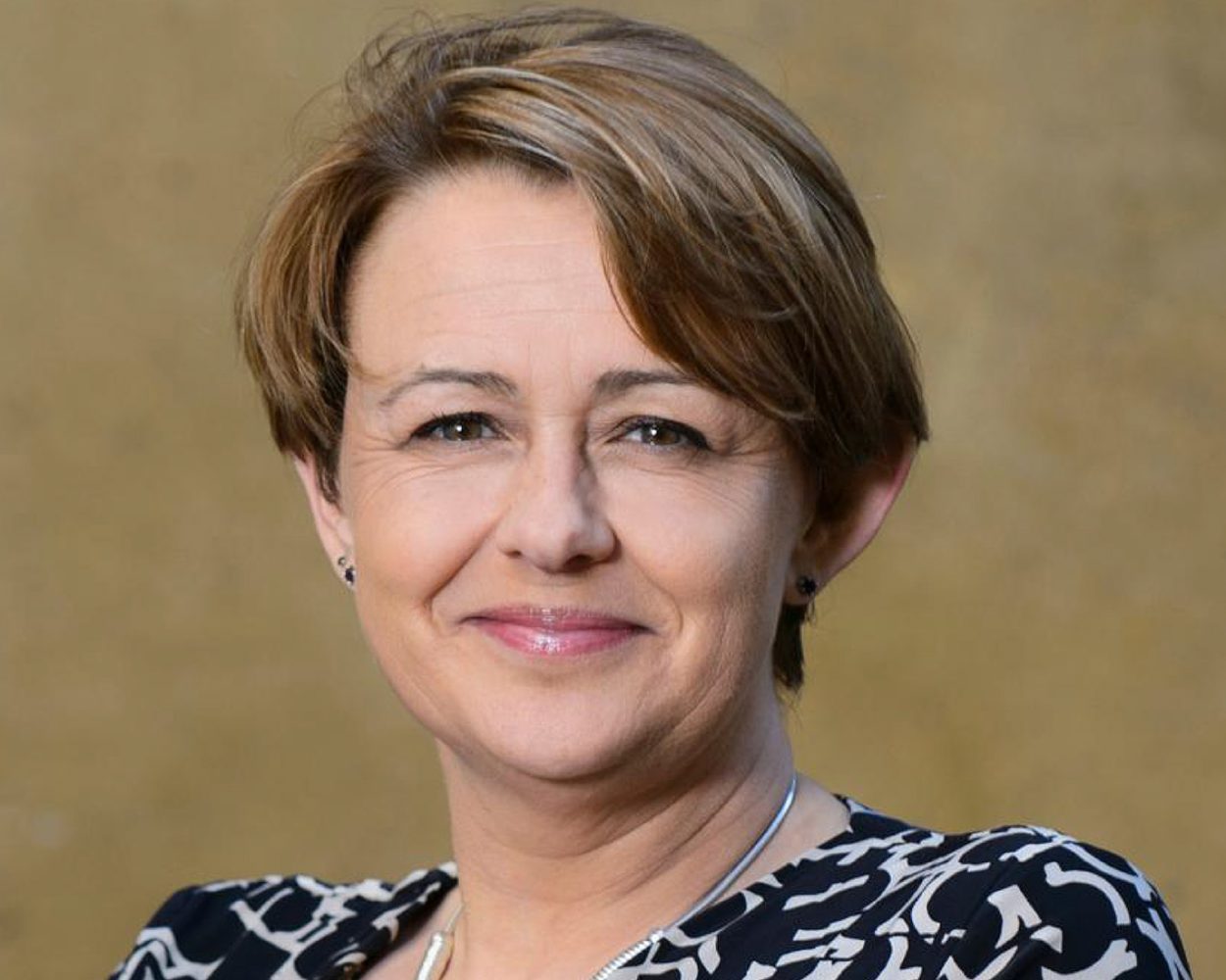 Grey-Thompson-Tanni-Website-national-summit-2019