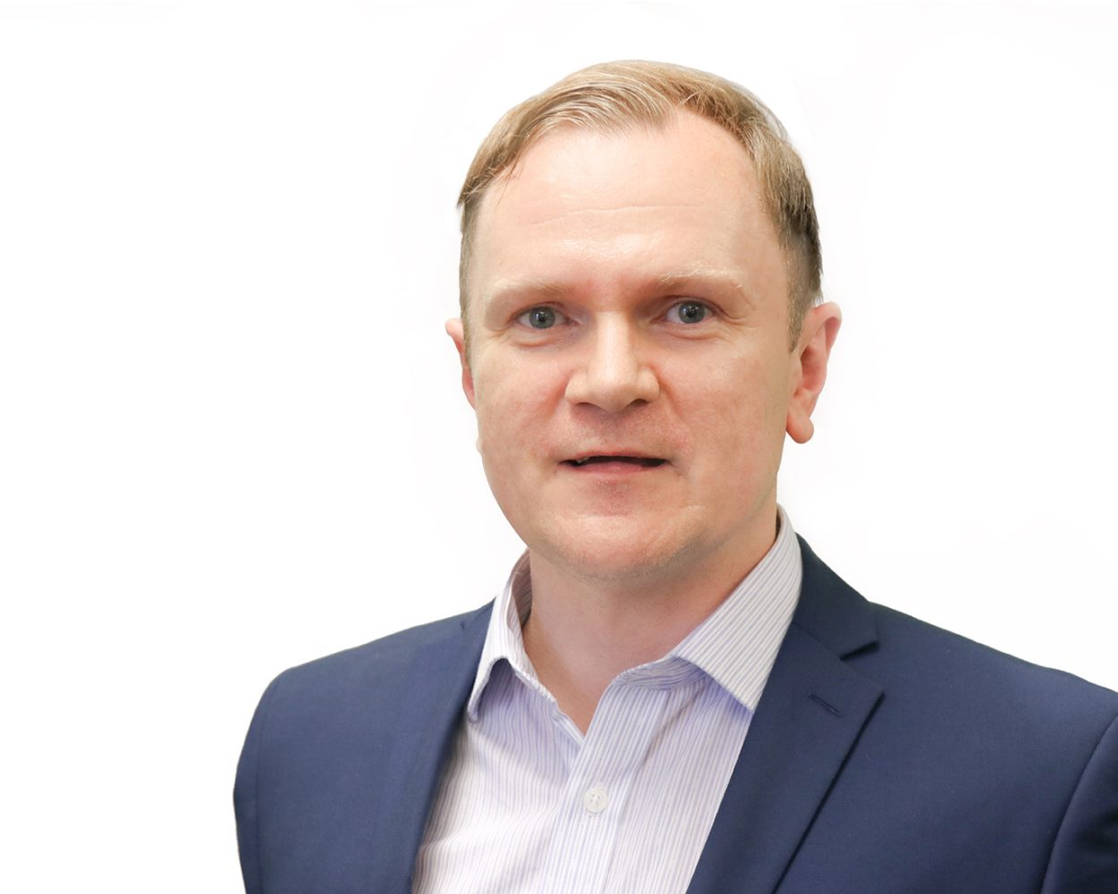 Huw-Edwards-new-image-website