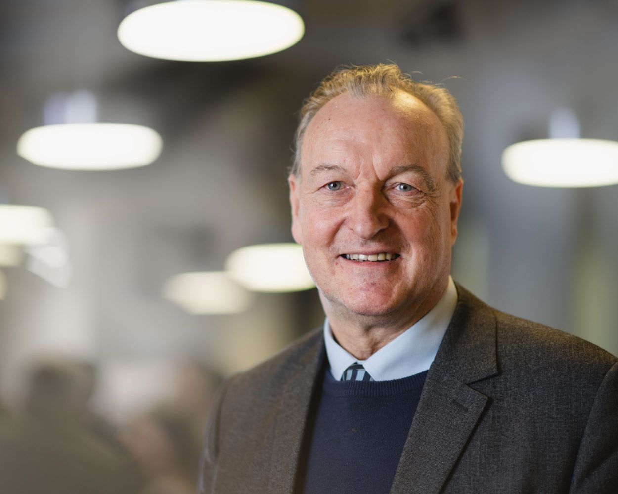 MikeFarrarPortrait-scaled